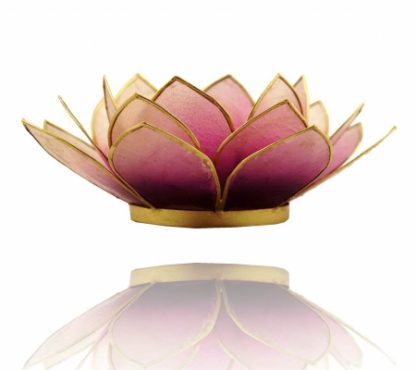 Lotus waxine-sfeerlicht van violette capiz-schelp met gouden randen en voet